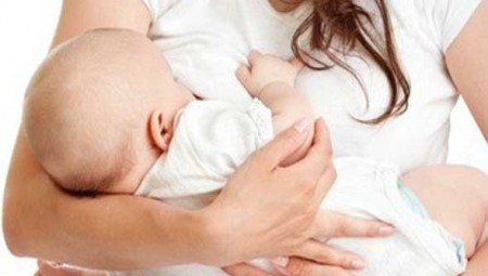 لأول مرة.. فيروس كورونا يظهر في حليب الأمهات