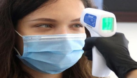 الالتزام بالكمامات يعرقل  الموجات الجديدة من كورونا