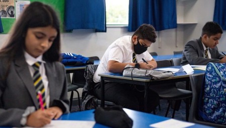 دراسة جديدة تحذر من محدودية خيارات المواد المطروحة لطلاب المستوى A
