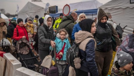 إحصاءات: واحد من كل 10 أوكرانيين نجح في الحصول على تأشيرة دخول إلى بريطانيا