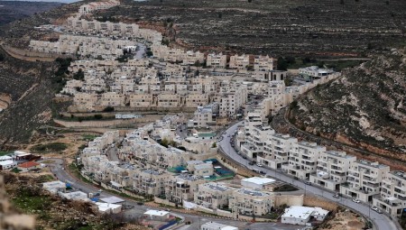 بريطانيا : الاستيطان الإسرائيلي في الضفة الغربية غير قانوني