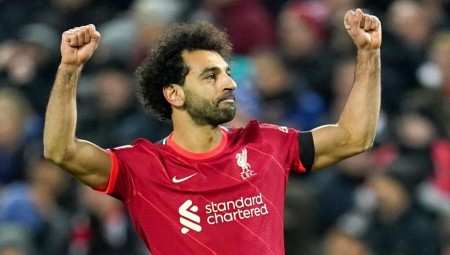 يعرف كيف يعّد الكشري لكنه يفضل شراءه جاهزا.. 6 اعترافات مثيرة لمحمد صلاح