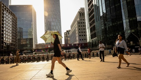 موجة حارة تضرب المملكة المتحدة وتبلغ ذروتها الأربعاء والخميس
