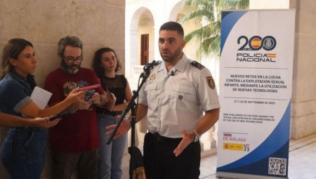 فضيحة جنسية تعصف ببلدة إسبانية بعد انتشار صور عارية لطالبات عدة مدارس