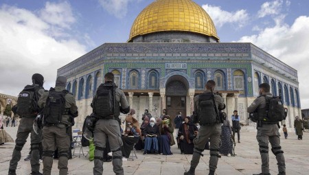 الكنائس تدعو لندن الى عدم نقل سفارتها الى القدس