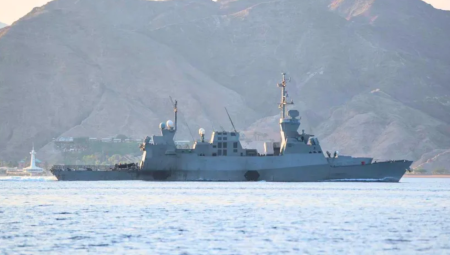 بريطانيا تحذر من انفجار محتمل في مضيق باب المندب بالبحر الأحمر