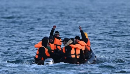 صفعة أخرى لخطط وزارة الداخلية للحد من استخدام طالبي اللجوء في الفنادق 