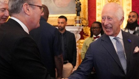 ستارمر: النمو سيكون في صلب خطاب العرش الأربعاء