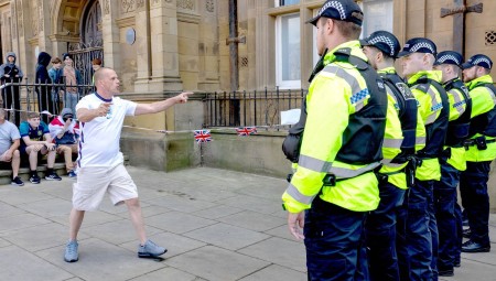 السجن للزعيم والمحرض على أعمال الشغب في بلاكبول