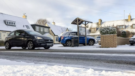 تحذيرات من الأمطار والجليد في أربع مناطق ببريطانيا