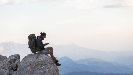 ثورة الاتصالات: فودافون تُجري أول مكالمة فيديو من مكان بلا إشارة!