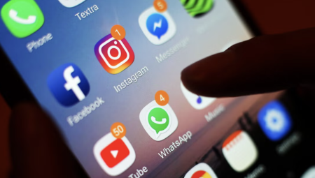 استطلاع: 18% فقط من معلمي المملكة المتحدة يدعمون حظر الهواتف لتحسين سلوك الطلاب