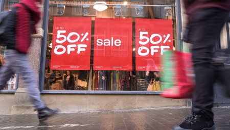 توقعات بإنفاق المتسوقين في بريطانيا 3.7 مليار جنيه إسترليني في Boxing Day