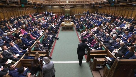 تحولات مفاجئة في دعم مشروع قانون الموت الرحيم: 30 نائبًا قد يسحبون تأييدهم للمشروع