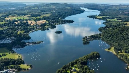 تعهد حكومي تاريخي بتنظيف أكبر بحيرة في إنجلترا