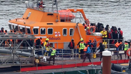 مراجعة شاملة لطلبات اللجوء: المملكة المتحدة ستعيد تقييم طلبات اللجوء المرسلة إلى رواندا