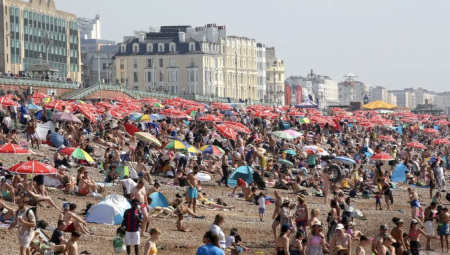 موجة حر إسبانية ترفع درجات الحرارة في بريطانيا إلى 31 مئوية منتصف يونيو