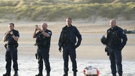 ضغوط على ستارمر لتعليق اتفاق الصيد بسبب تقاعس فرنسا في وقف المهاجرين