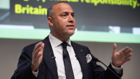 حسام زملط: الاعتراف بدولة فلسطين واجب قانوني وأخلاقي وعلى لندن التحرك فورًا