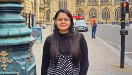 “الازدحام أنقذني”.. طالبة تنجو من تحطم طائرة إير إنديا بفارق 10 دقائق