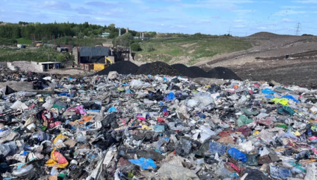 حظر طمر النفايات في اسكتلندا يدفعها لإرسال 100 شاحنة يوميًا إلى إنجلترا