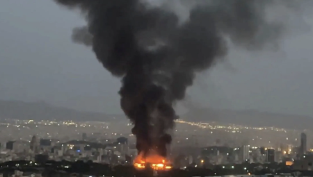 قانوني بريطاني يحذر بريطانيا من المشاركة في هجوم على إيران