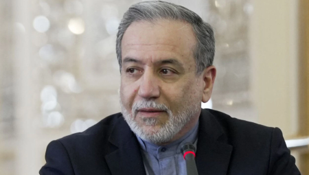 وزراء خارجية بريطانيا وفرنسا وألمانيا يخططون للقاء نظيرهم الإيراني في جنيف