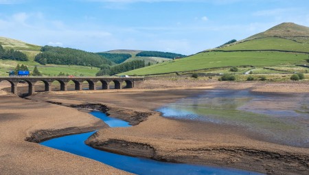 إنجلترا تواجه أدنى مستويات لمخزون المياه منذ عقد