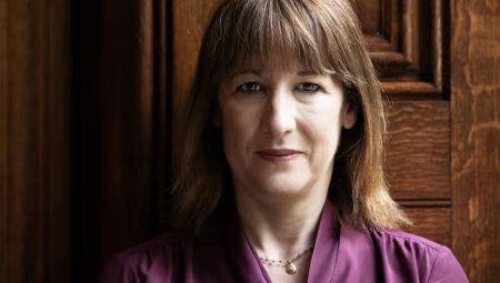 وزيرة المالية البريطانية: لا أستبعد رفع الضرائب في ميزانية الخريف