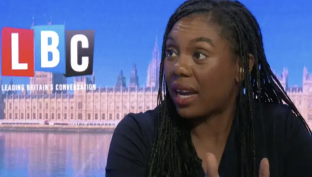 فضيحة تسريب بيانات متعاونين أفغان تهز بريطانيا وبادينوك تطالب بالمحاسبة