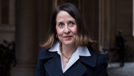 رفع سن التقاعد يهدد 2.4 مليون بريطاني بخسارة تصل إلى 18 ألف جنيه إسترليني