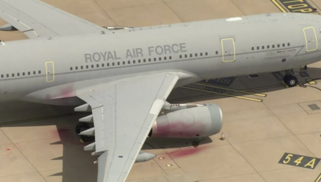 اتهامات إرهابية لشاب بريطاني من أصول عربية بعد اقتحام قاعدة جوية احتجاجًا على حرب غزة