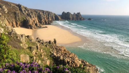 من بين أجمل شواطئ العالم… شاطئ بيدن فاوندر يُغلق لأسباب تتعلق بالسلامة