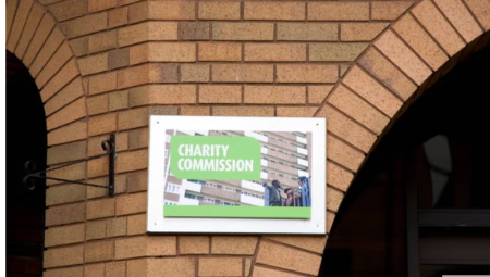 إدانة رئيسة تنفيذية استخدمت جمعية خيرية كواجهة لاستشارات هجرة غير قانونية