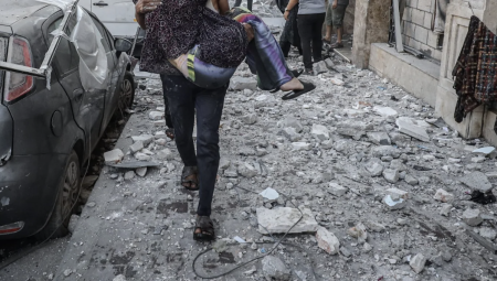 ترامب يقترح دفع 5 آلاف دولار للغزيين مقابل مغادرة القطاع لعشر سنوات