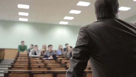 ربع أقسام الفيزياء في الجامعات البريطانية مهددة بالإغلاق