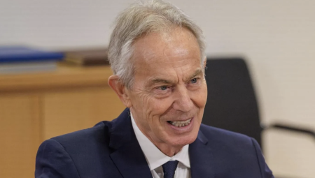 مباحثات لتعيين رئيس وزراء بريطانيا الأسبق رئيسًا لسلطة انتقالية دولية في غزة