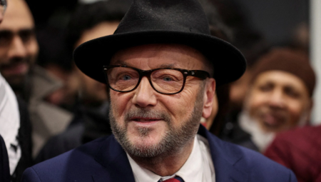 توقيف النائب البريطاني السابق جورج غالاوي وزوجته بموجب قانون الإرهاب في مطار جاتويك