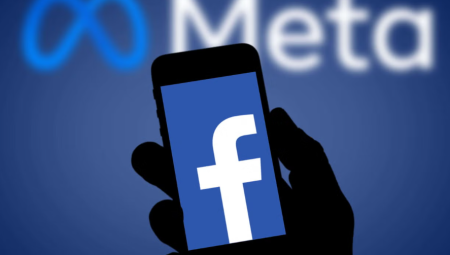موظف سابق في Meta يواجه تحقيقًا بعد تحميل 30 ألف صورة خاصة من Facebook