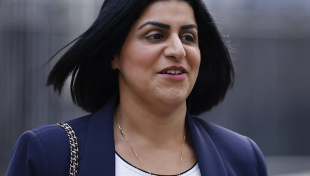 شبانة محمود تؤكد المضي في تشديد سياسات الهجرة عقب خسارة حزب العمال في انتخابات مانشستر