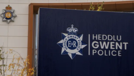 مصرع شخصين في حريق منزل بجنوب ويلز عقب بلاغ عن انفجار