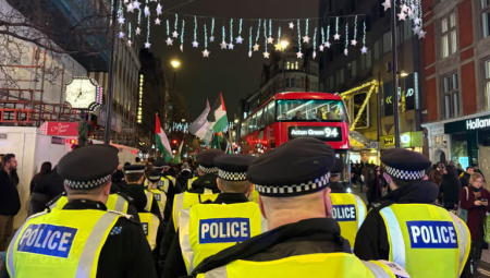 شرطة لندن ومانشستر تشدد القيود على هتافات الانتفاضة المؤيدة لفلسطين