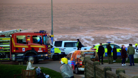 انتشال جثتين من البحر قبالة ويذرنسي واستمرار البحث عن مفقود ثالث