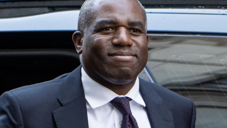 لامي: تقليص المحاكمات أمام هيئة المحلفين قد ينهي تكدّس القضايا خلال عقد