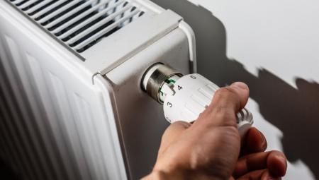 عادات خاطئة في استخدام التدفئة المنزلية ترفع فواتير الطاقة شتاءً.. احذرها