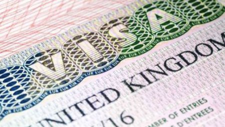 بريطانيا تُقر زيادة جديدة في رسوم التأشيرات بدءاً من أبريل: تفاصيل التكاليف والزيادات المتوقعة