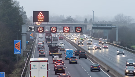 بريطانيا تدرس خفض السرعة القصوى لمواجهة نقص إمدادات النفط