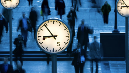 بريطانيا قد تفقد 600 ألف عامل خلال العقد المقبل بسبب الأمراض المزمنة