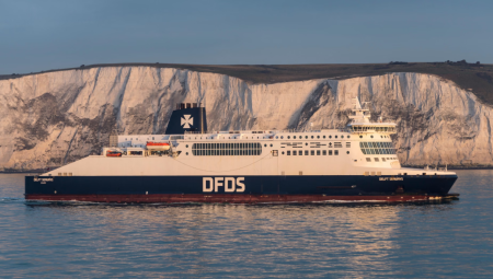 شركة العبارات DFDS تعتذر بعد عرض فيلم إباحي أمام الأطفال على متن عبارة