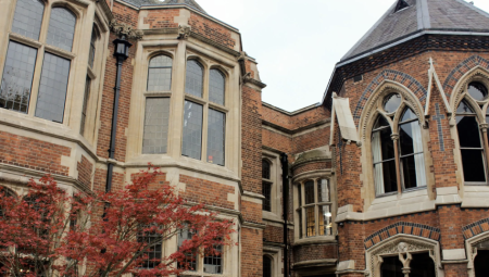 اتحاد أكسفورد يصوت لصالح اعتبار إسرائيل أكبر مهدد للاستقرار الإقليمي مقارنة بإيران